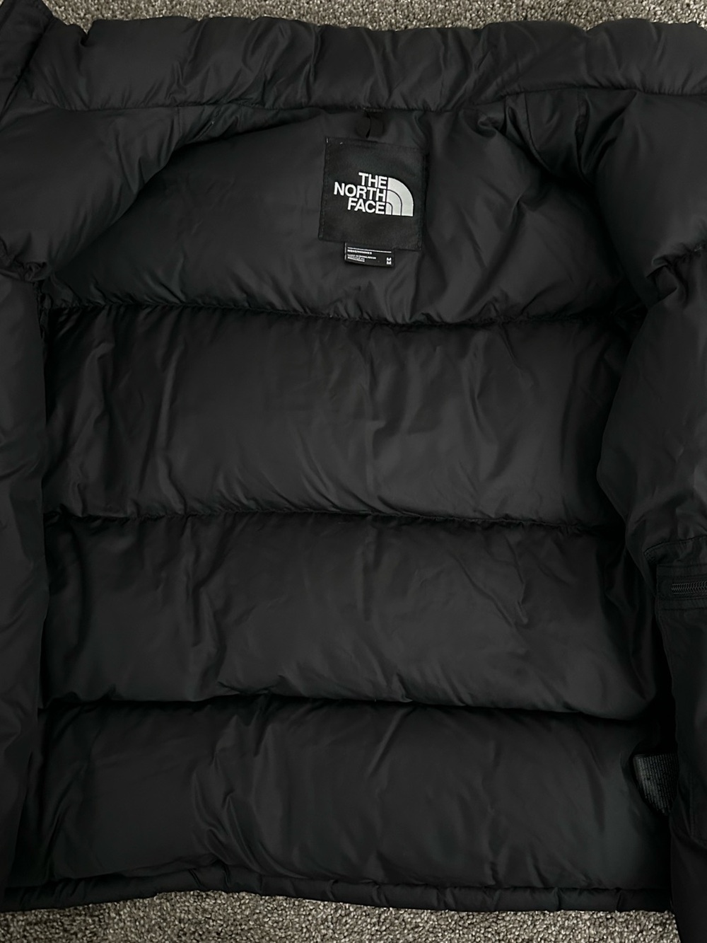 The North Face / 1996 Retro Nuptse Jacket / Black /M / EXCELLENT / Fall2024 - Picture 12 of 16